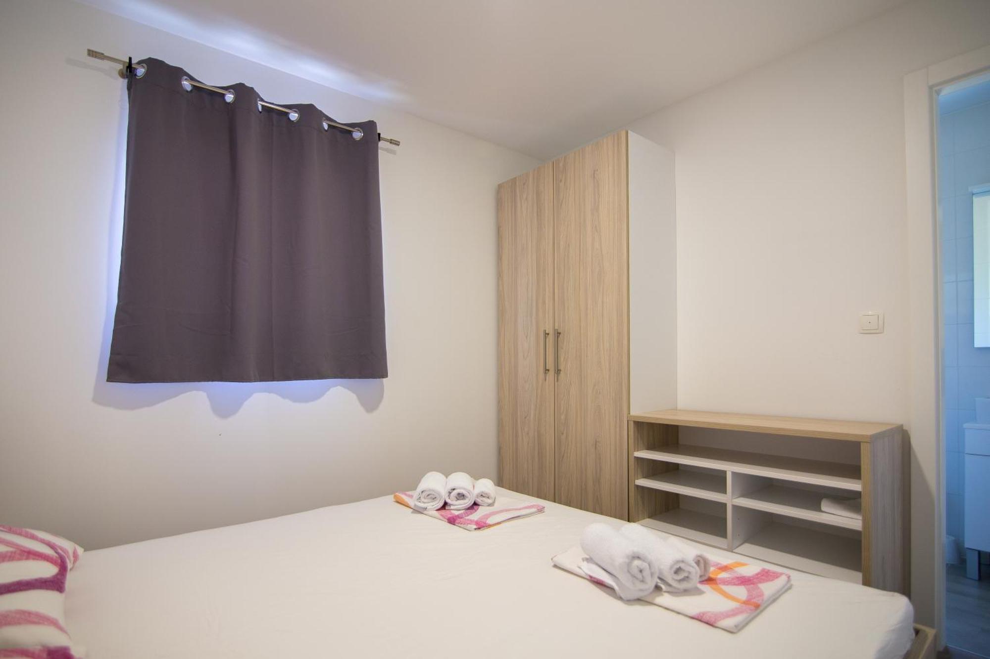 Luxury Mobile Homes Liza ビオグラード・ナ・モル エクステリア 写真