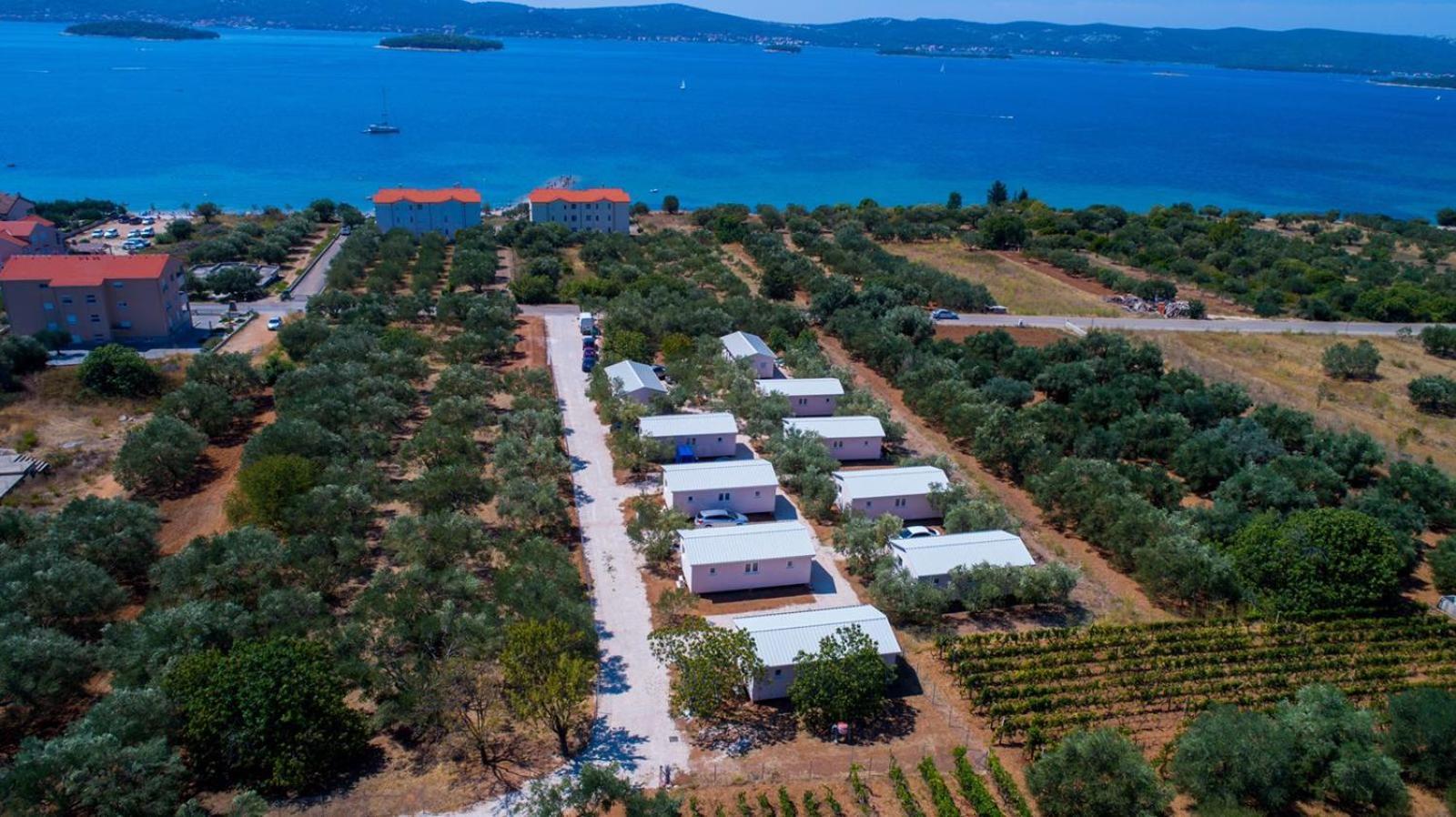 Luxury Mobile Homes Liza ビオグラード・ナ・モル エクステリア 写真